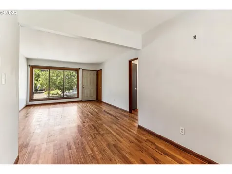 5820 N Maryland Avenue Portland OR 97217