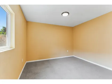 5820 N Maryland Avenue Portland OR 97217