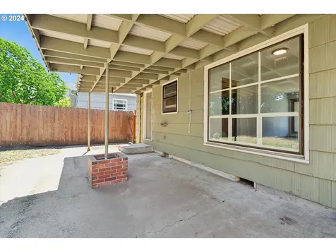 5820 N Maryland Avenue Portland OR 97217