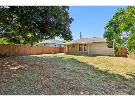 5820 N Maryland Avenue Portland OR 97217