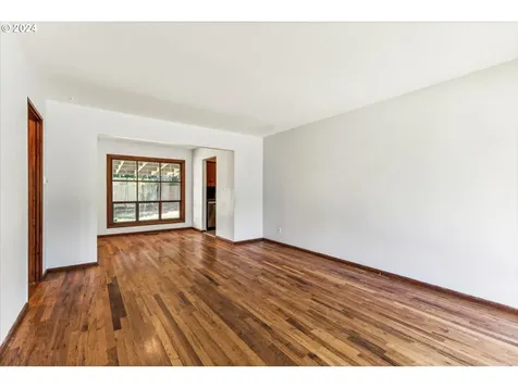 5820 N Maryland Avenue Portland OR 97217