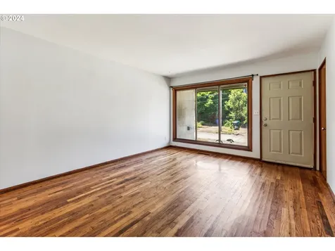 5820 N Maryland Avenue Portland OR 97217