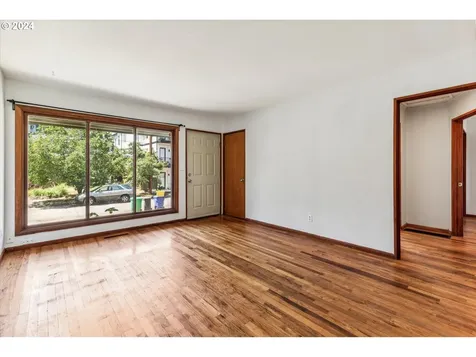 5820 N Maryland Avenue Portland OR 97217