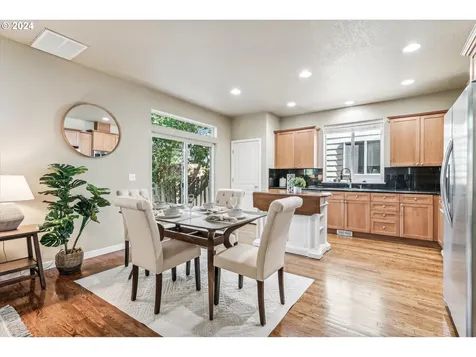 337 Nw 209th Avenue Beaverton OR 97006