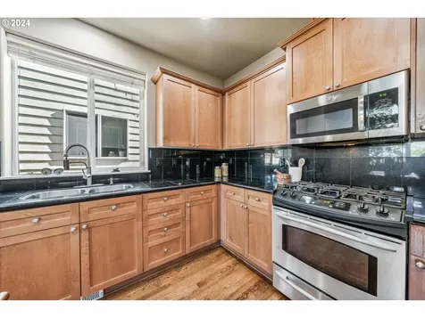 337 Nw 209th Avenue Beaverton OR 97006
