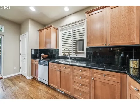 337 Nw 209th Avenue Beaverton OR 97006