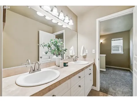 337 Nw 209th Avenue Beaverton OR 97006