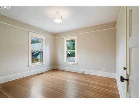 1544 NE 48th Avenue Portland OR 97213