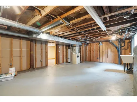 1544 NE 48th Avenue Portland OR 97213