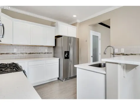 791 Rossmore Street Eugene OR 97404