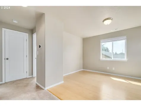 791 Rossmore Street Eugene OR 97404