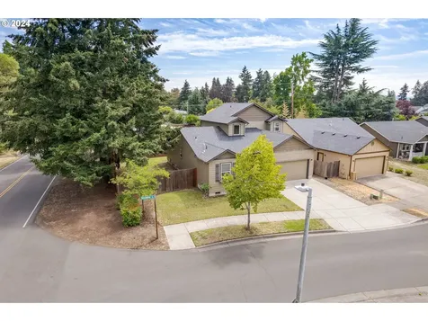 791 Rossmore Street Eugene OR 97404