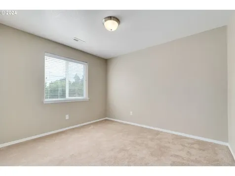 791 Rossmore Street Eugene OR 97404