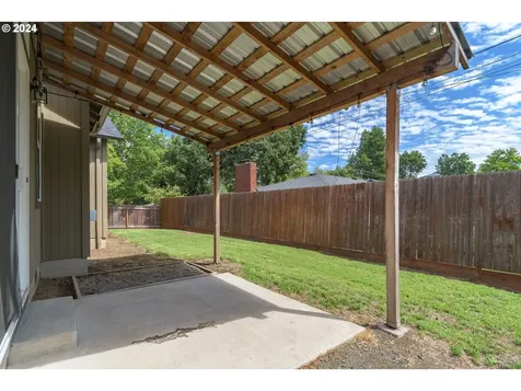 791 Rossmore Street Eugene OR 97404