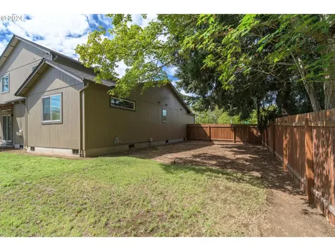 791 Rossmore Street Eugene OR 97404