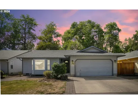 1778 Labona Drive Eugene OR 97404