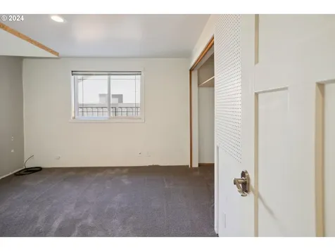 1778 Labona Drive Eugene OR 97404
