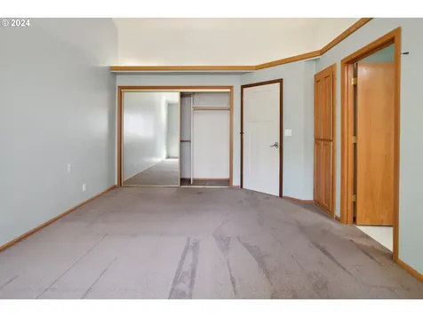 1778 Labona Drive Eugene OR 97404