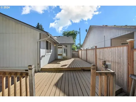 1778 Labona Drive Eugene OR 97404
