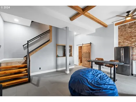 9530 NW Roseway Avenue Portland OR 97231