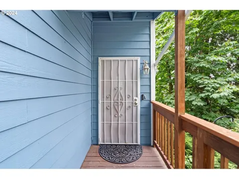 9530 NW Roseway Avenue Portland OR 97231