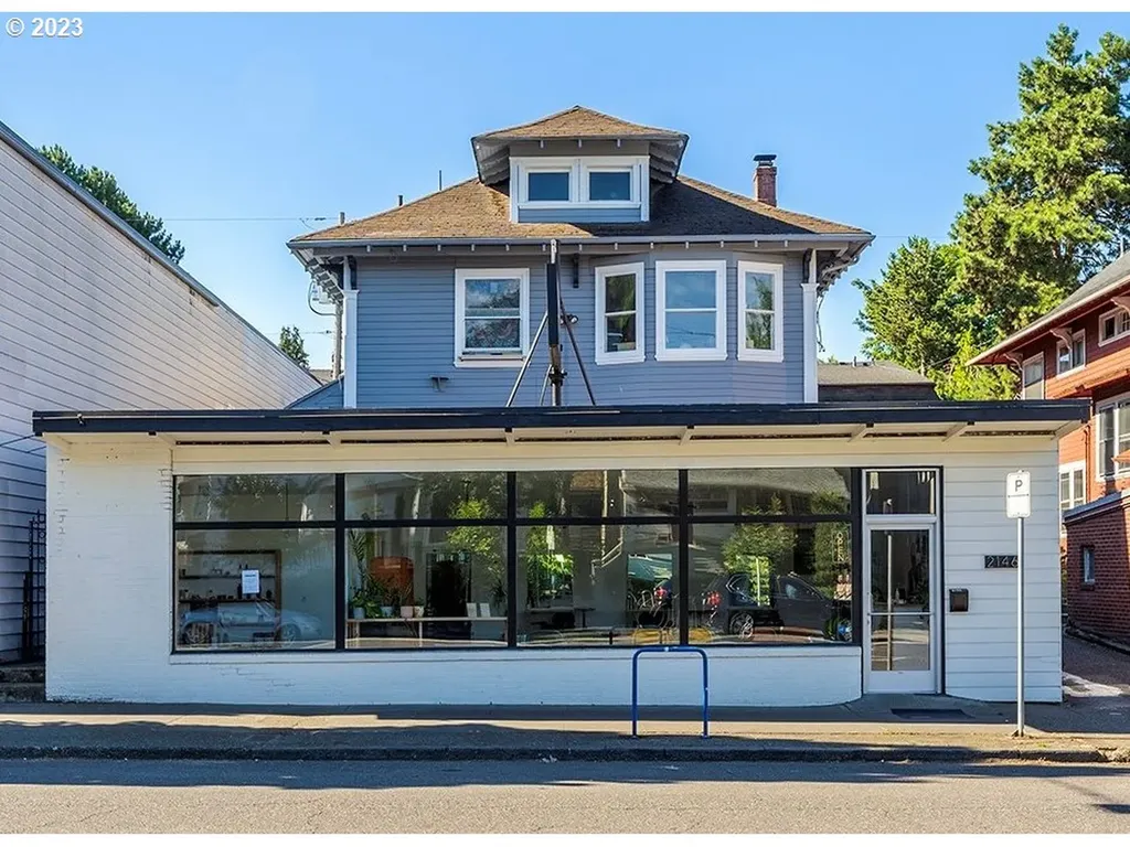 2144 NE Broadway Street Portland OR 97232