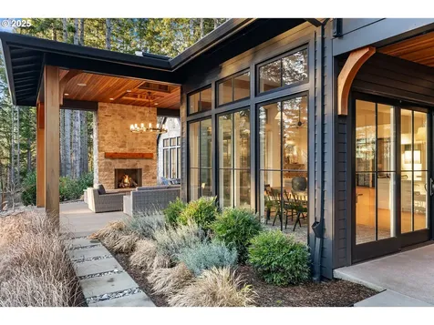 22040 S Wisteria Road West Linn OR 97068