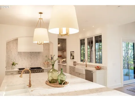 22040 S Wisteria Road West Linn OR 97068