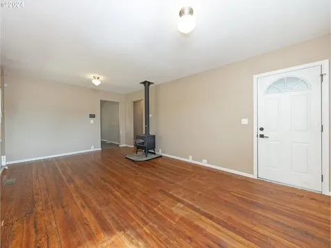 352 Louisiana Avenue Vernonia OR 97064