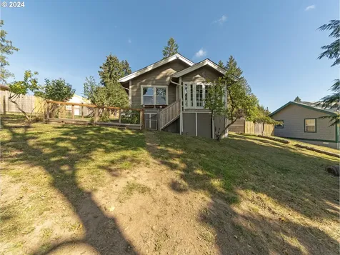 352 Louisiana Avenue Vernonia OR 97064