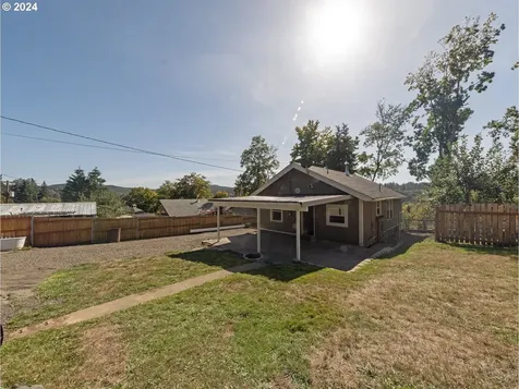 352 Louisiana Avenue Vernonia OR 97064