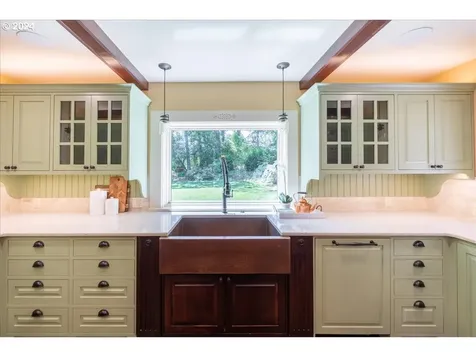 480 Horizon Road Eugene OR 97405