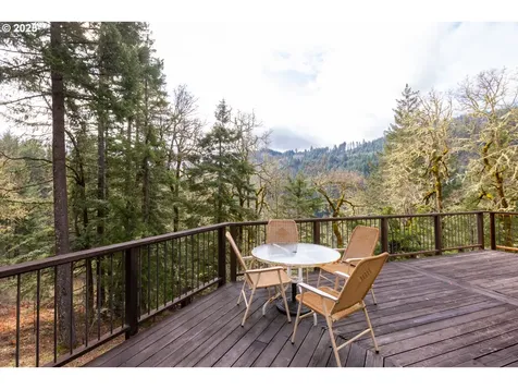 331 Upper Lakeview Road White Salmon WA 98672