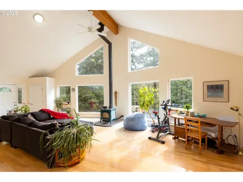 331 Upper Lakeview Road White Salmon WA 98672