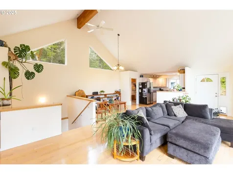 331 Upper Lakeview Road White Salmon WA 98672