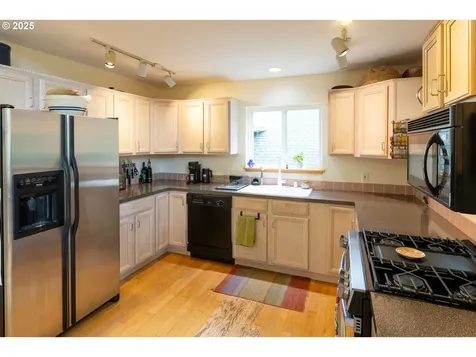 331 Upper Lakeview Road White Salmon WA 98672