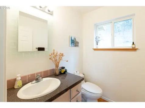 331 Upper Lakeview Road White Salmon WA 98672