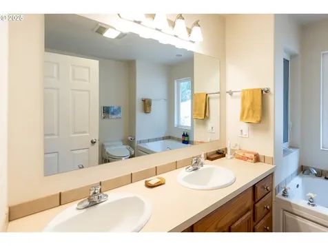 331 Upper Lakeview Road White Salmon WA 98672