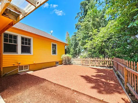 20618 S South End Road Oregon City OR 97045