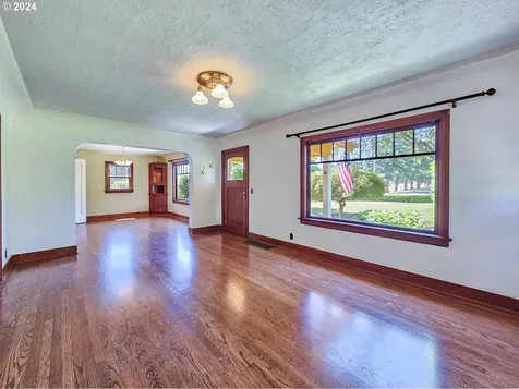 20618 S South End Road Oregon City OR 97045