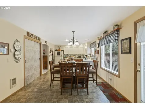 7909 NE 54th Way Vancouver WA 98662