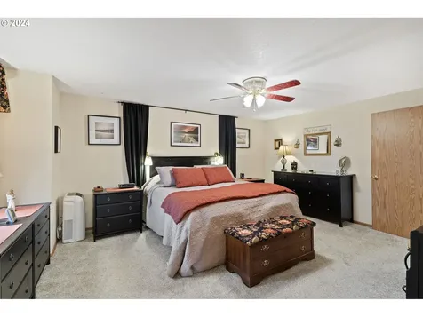 7909 NE 54th Way Vancouver WA 98662