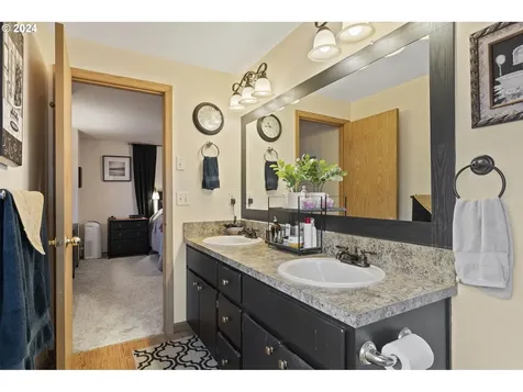7909 NE 54th Way Vancouver WA 98662
