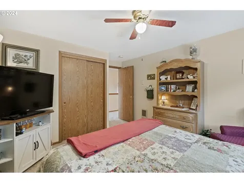 7909 NE 54th Way Vancouver WA 98662