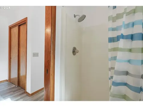 3926 Fairview Drive Hood River OR 97031