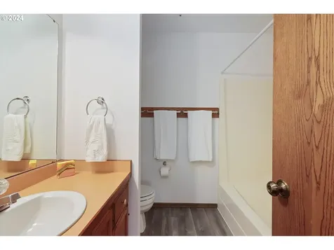 3926 Fairview Drive Hood River OR 97031