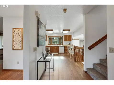 3926 Fairview Drive Hood River OR 97031