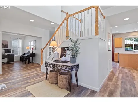 16506 Ne Pacific Drive Portland OR 97230