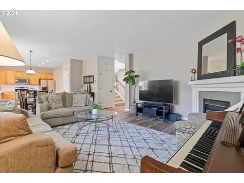 16506 Ne Pacific Drive Portland OR 97230