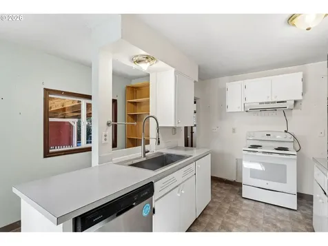 1061 5th Street Washougal WA 98671